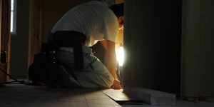 [koagariのある家] 床貼り只今進行中