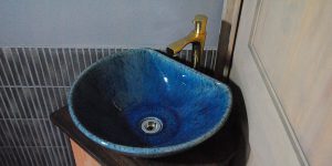 [Y-Studio] 信楽焼のトイレ手洗いボウル＆配線層づくり
