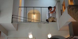 [ヌックぬっくこんにちは]　アイアンは家の表情を変える。